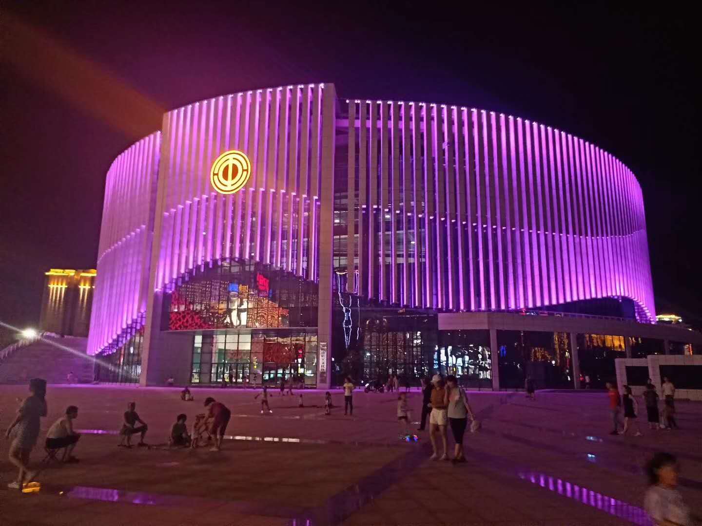 踐行工(gong)匠精神(shen)，我們繼續砥礪前(qian)行